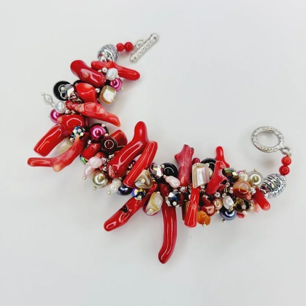 Red Coral Beads Bracelet with Pearls and multicolored Round Beads - Picture 10 of 11